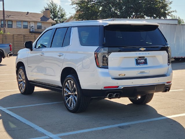 Used 2025 Chevrolet Tahoe High Country AWD/4WD image 2