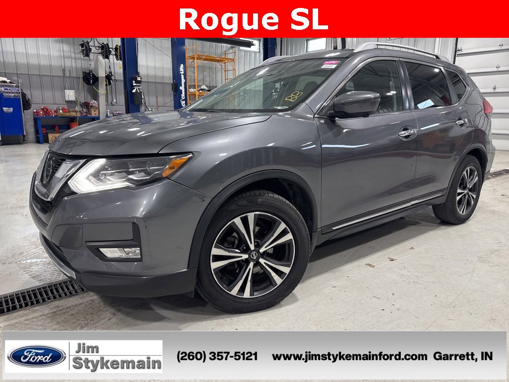 Used 2017 Nissan Rogue SL w/ SL Premium Package image 1