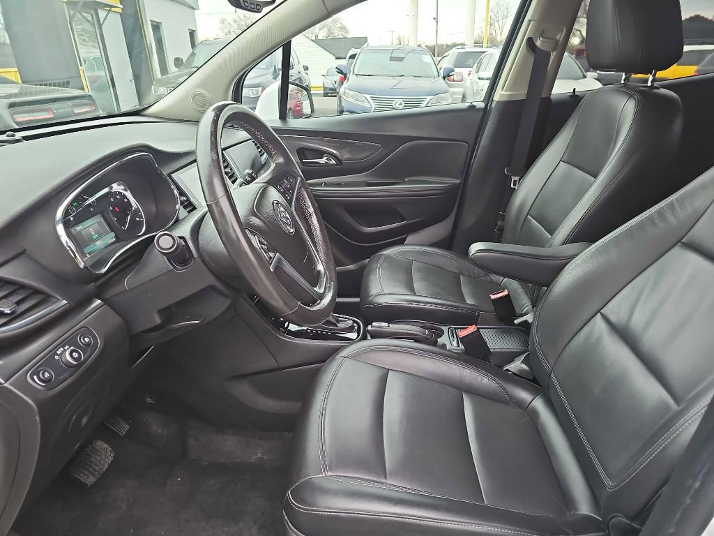 Used 2018 Buick Encore Essence image 24