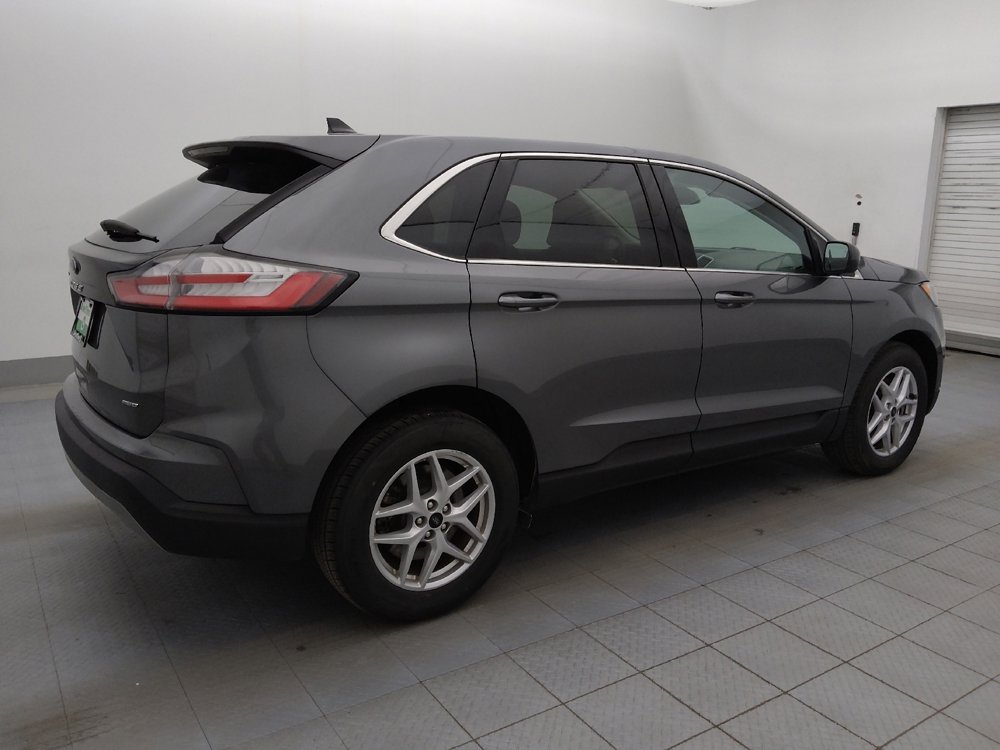 Used 2024 Ford Edge SEL image 10