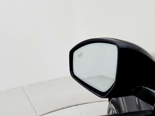 Certified 2025 Land Rover Discovery Sport S image 23