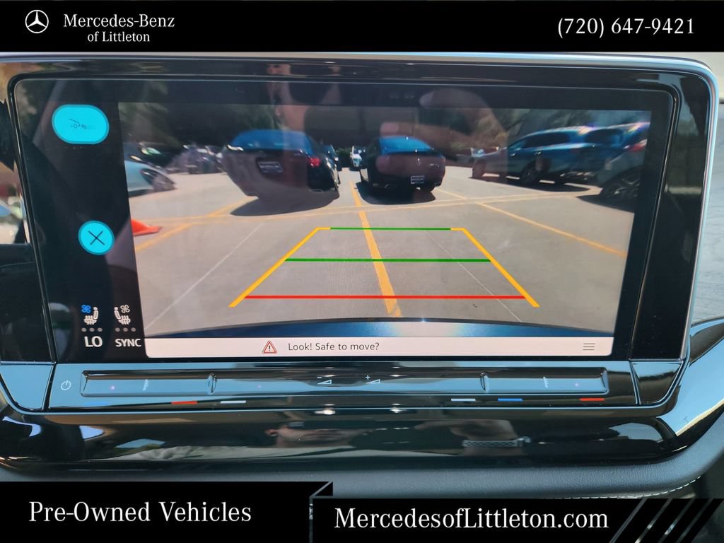Used 2024 Volkswagen Atlas SE AWD/4WD image 17