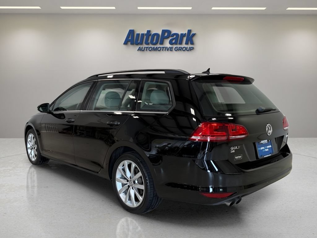 Used 2016 Volkswagen Golf SE FWD image 5