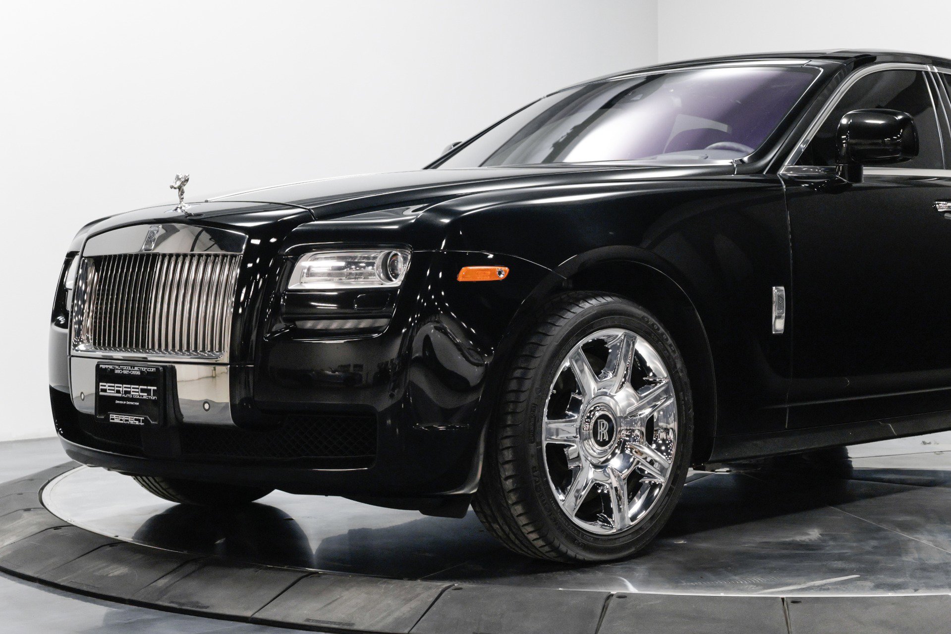 Used 2011 Rolls-Royce Ghost image 6