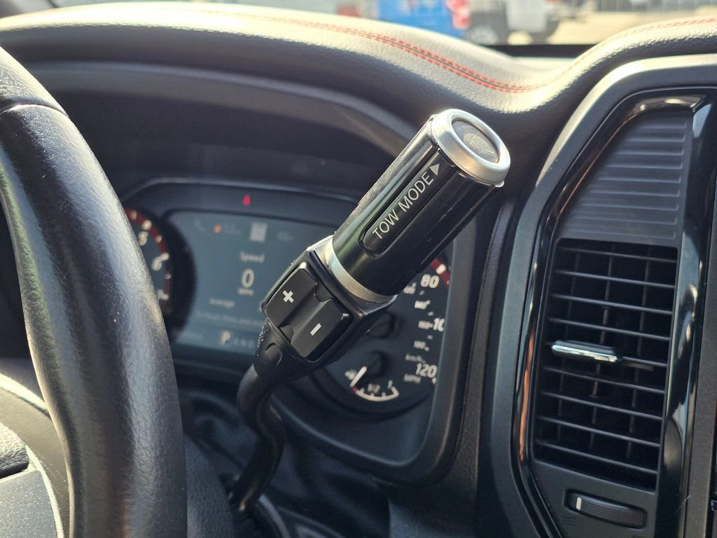 Used 2021 Nissan Titan PRO-4X w/ Pro-4x Convenience Package image 37