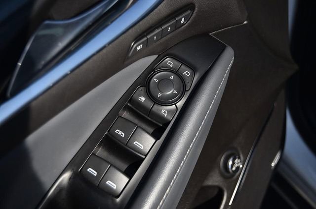 Used 2024 Buick Enclave Premium image 8