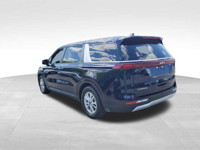 Used 2024 Kia Carnival LX FWD image 6