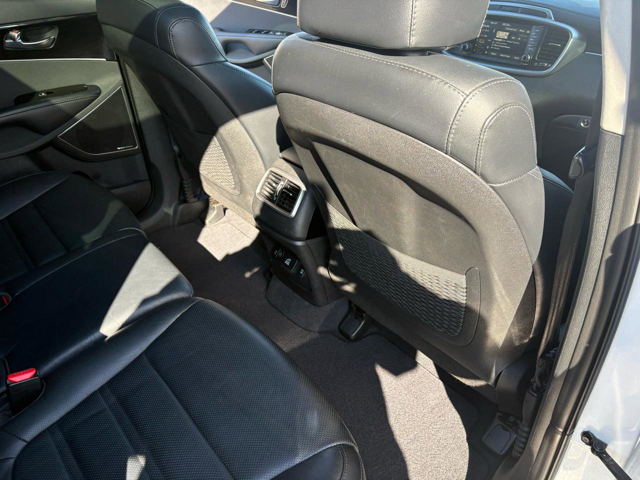 Used 2019 Kia Sorento SX w/ SX Touring Package image 48