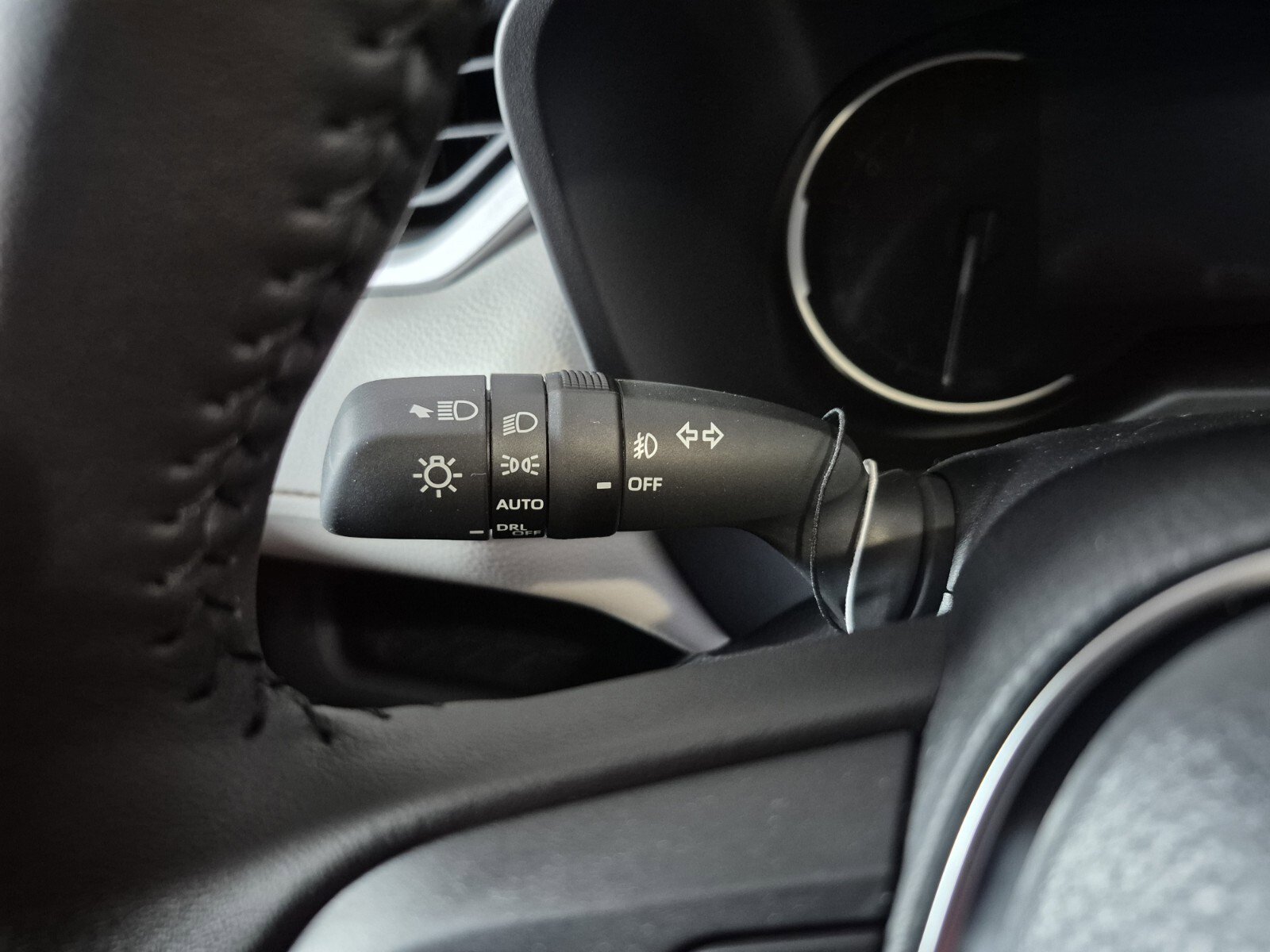 New 2025 Toyota RAV4 XLE Premium image 25