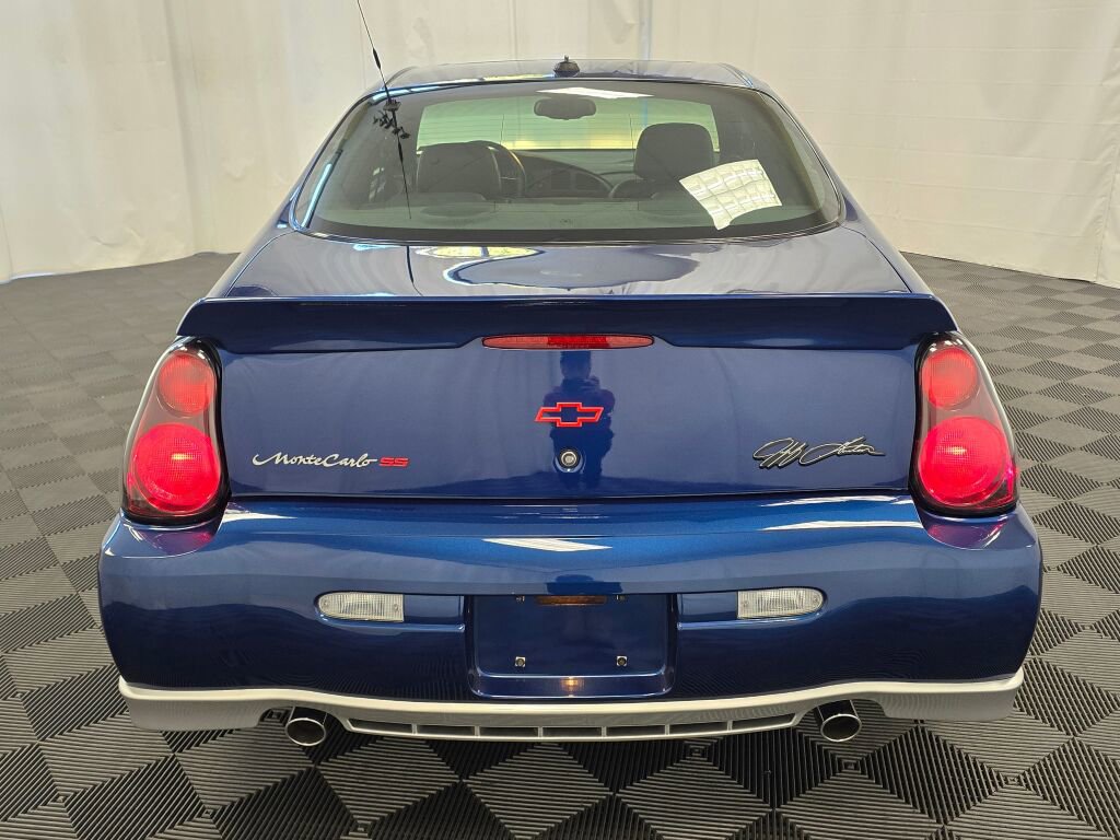 Used 2003 Chevrolet Monte Carlo SS image 4
