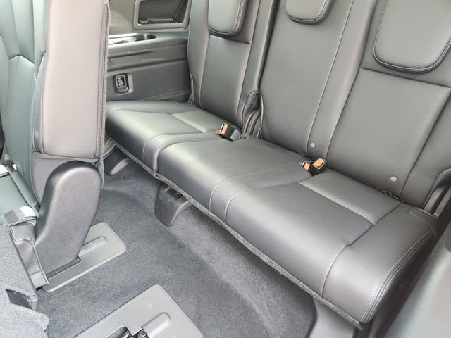Certified 2026 Subaru Ascent Premium AWD/4WD image 31