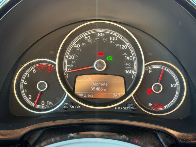 Used 2018 Volkswagen Beetle 2.0T S FWD image 11