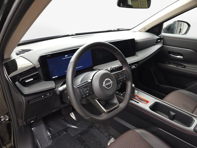 Used 2026 Nissan Kicks SR FWD image 16