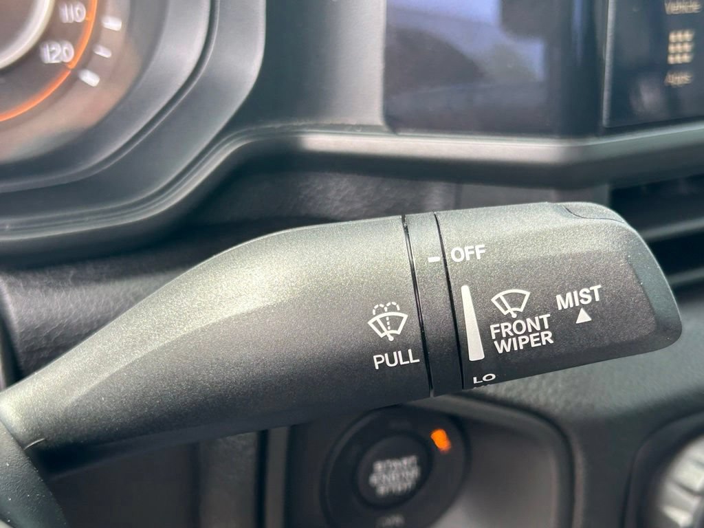 Used 2024 Jeep Gladiator Sport AWD/4WD image 26