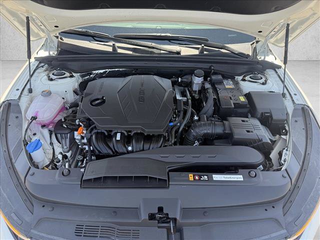 Used 2025 Kia K5 LXS FWD image 25