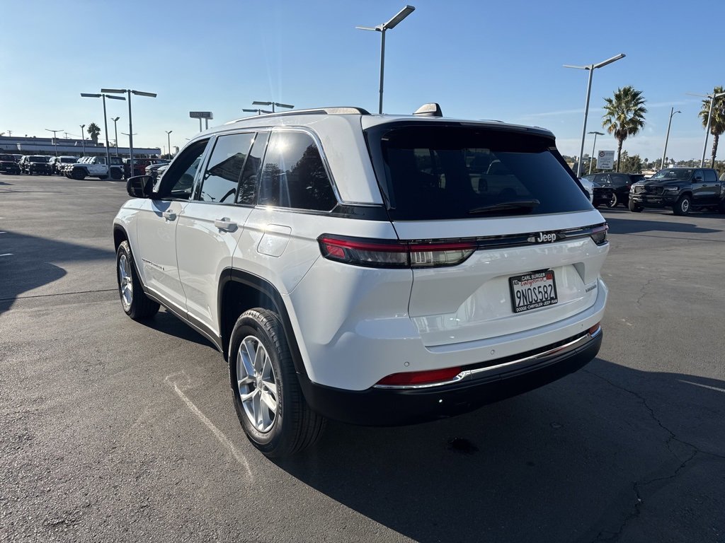 Certified 2024 Jeep Grand Cherokee Laredo X w/ Luxury Tech Group I image 5