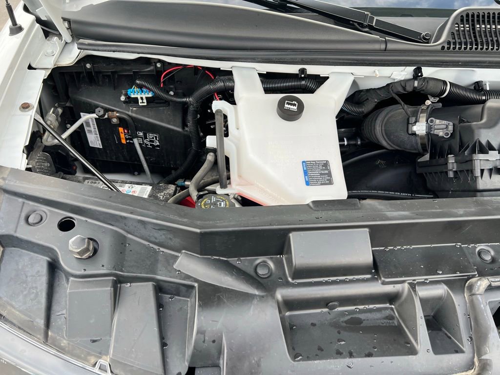 Used 2024 Chevrolet Express 2500 w/ Driver Convenience Package image 40