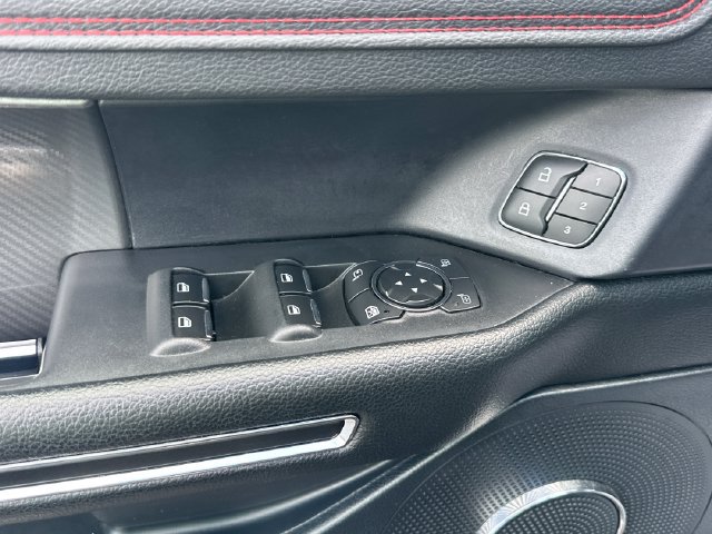 Used 2021 Ford Expedition Limited AWD/4WD image 14