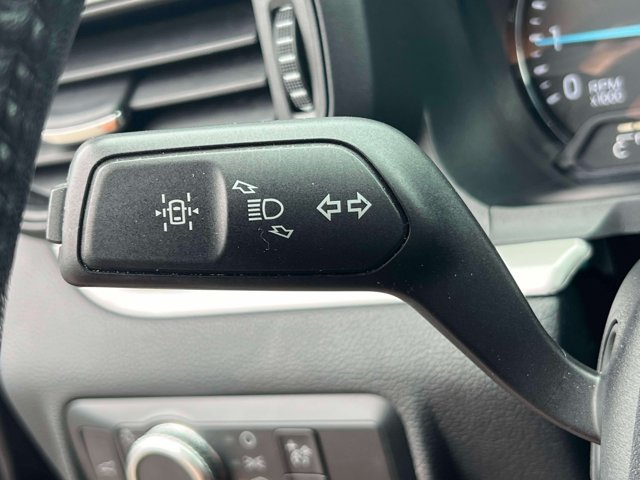Used 2020 Ford Explorer XLT w/ Comfort Package AWD/4WD image 29