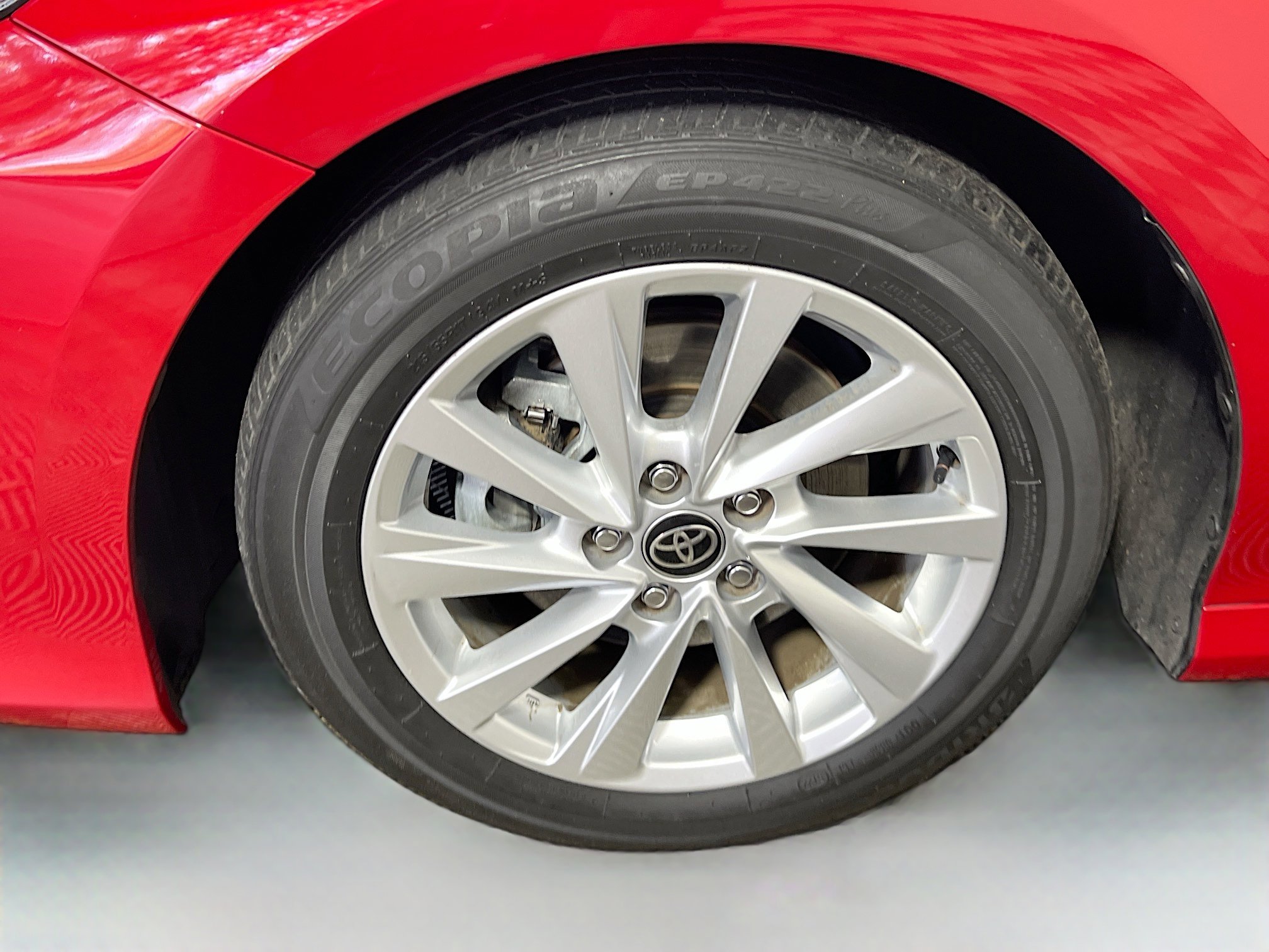 Used 2023 Toyota Camry LE image 14