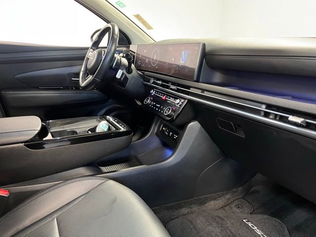 Used 2025 Hyundai Tucson Limited image 10