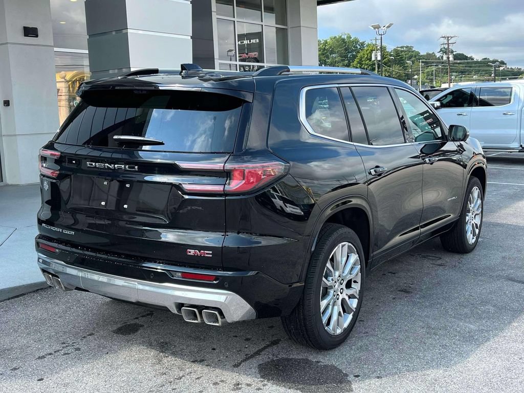 New 2027 GMC Acadia Denali w/ LPO, Floor Liner Package AWD/4WD image 3