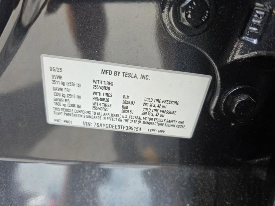 Used 2026 Tesla Model Y AWD image 25