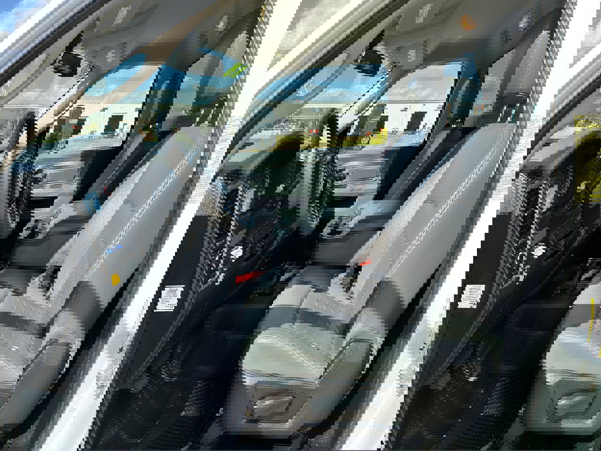 Used 2018 RAM 4500 Tradesman w/ Power & Remote Entry Group image 9