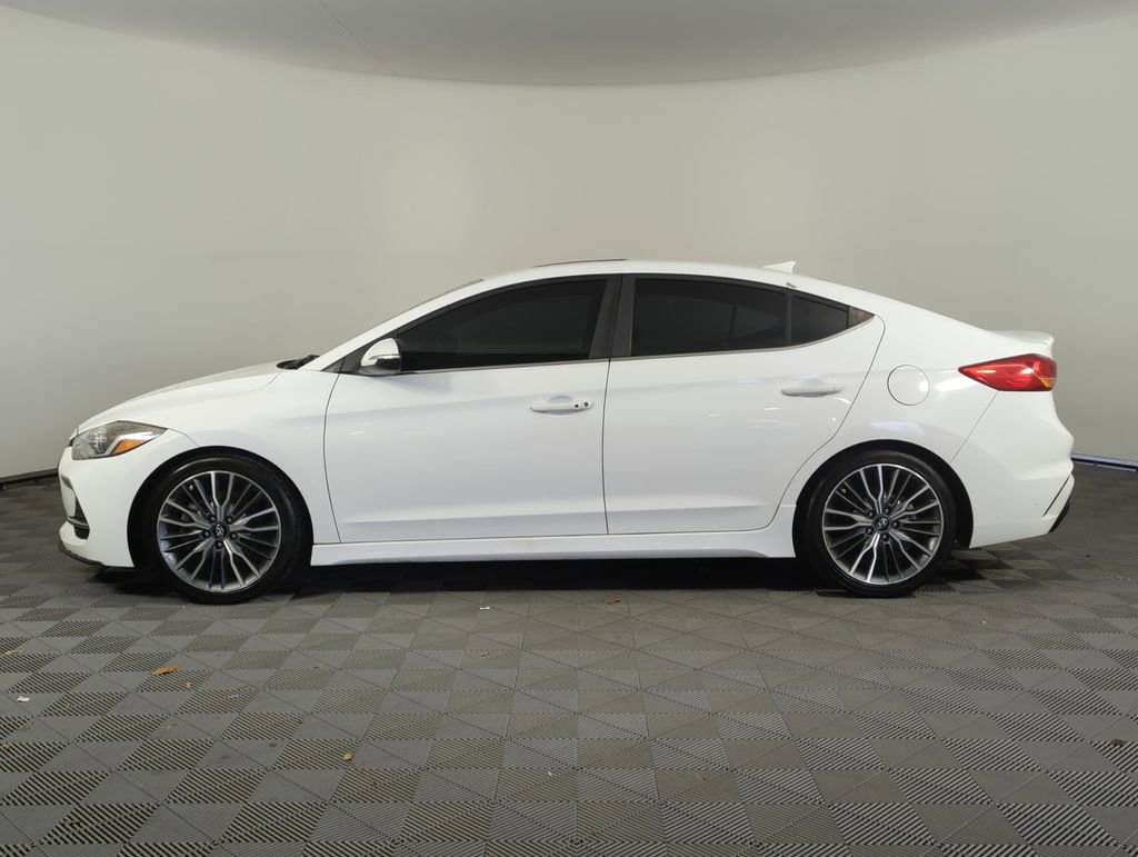 Used 2018 Hyundai Elantra Sport image 4