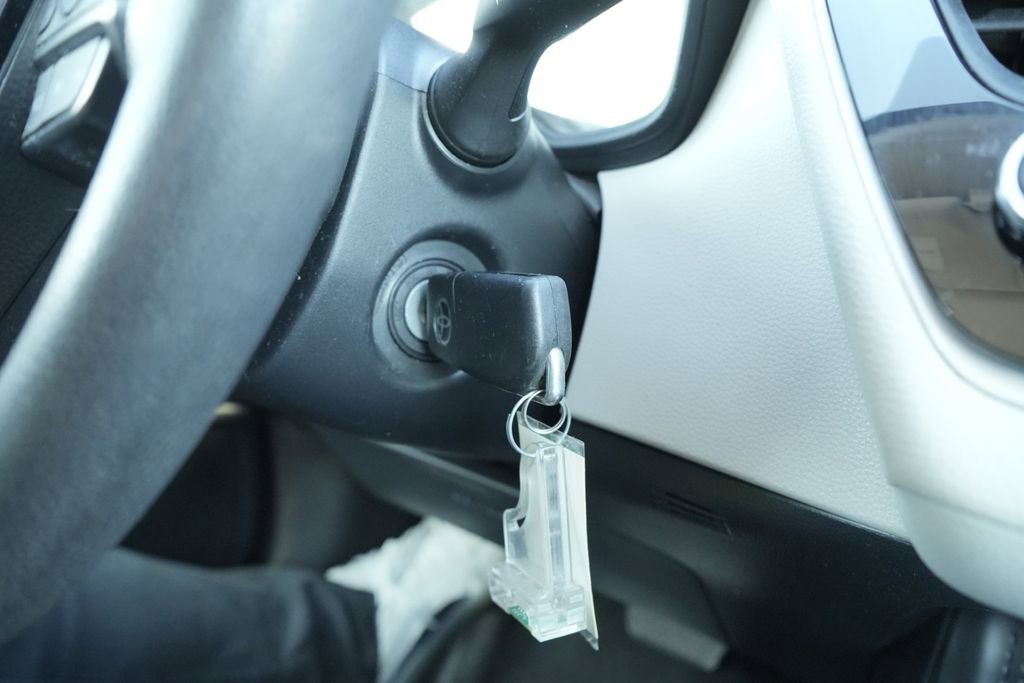 Used 2024 Toyota Corolla XLE image 29