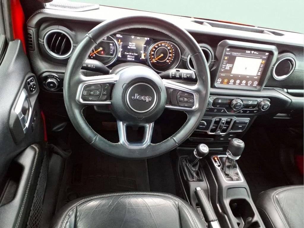 Used 2018 Jeep Wrangler Unlimited Sahara w/ Quick Order Package 24M Moab AWD/4WD image 18