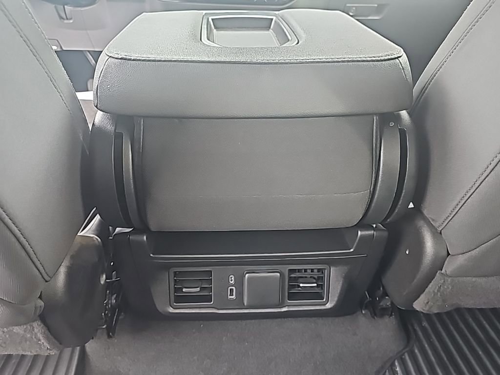 Used 2022 Chevrolet Silverado 1500 LT image 14