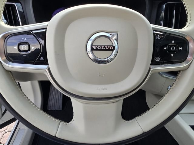 Used 2024 Volvo XC60 B5 Core image 27