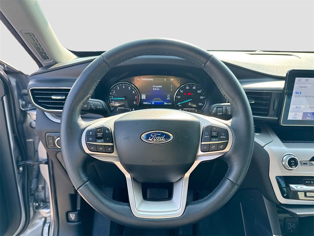 Used 2024 Ford Explorer XLT w/ Equipment Group 202A image 13