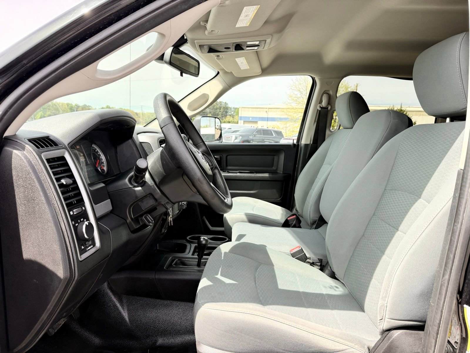 Used 2016 RAM 3500 Tradesman w/ Popular Equipment Group image 21