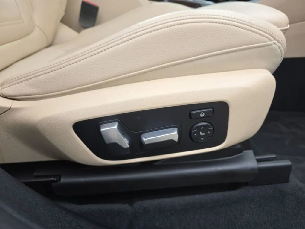 Used 2019 BMW X3 xDrive30i w/ Executive Package image 51