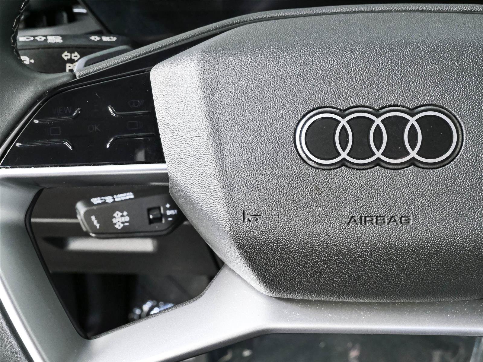 Used 2025 Audi Q5 Premium w/ Convenience Package AWD/4WD image 10