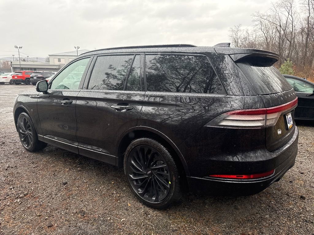 New 2026 Lincoln Aviator Reserve w/ Jet Appearance Package image 7
