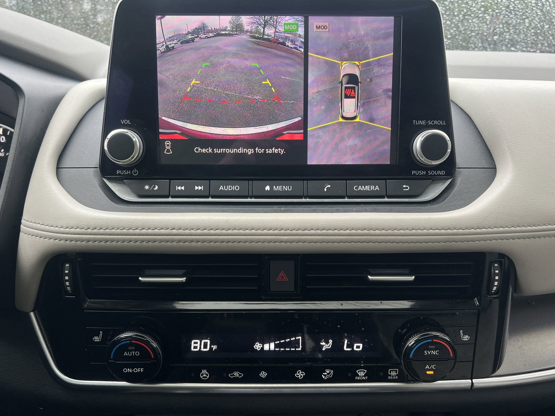 Used 2021 Nissan Rogue SV w/ Premium Package image 4