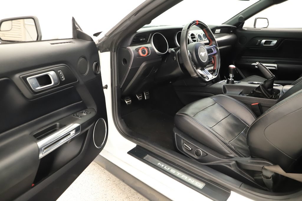 Used 2019 Ford Mustang GT Premium w/ GT Performance Package RWD image 14