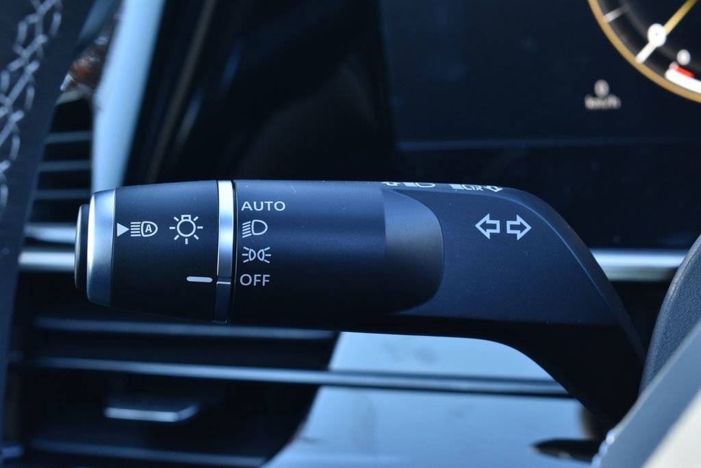 Used 2026 INFINITI QX80 4WD w/ Sport Exterior Package image 17