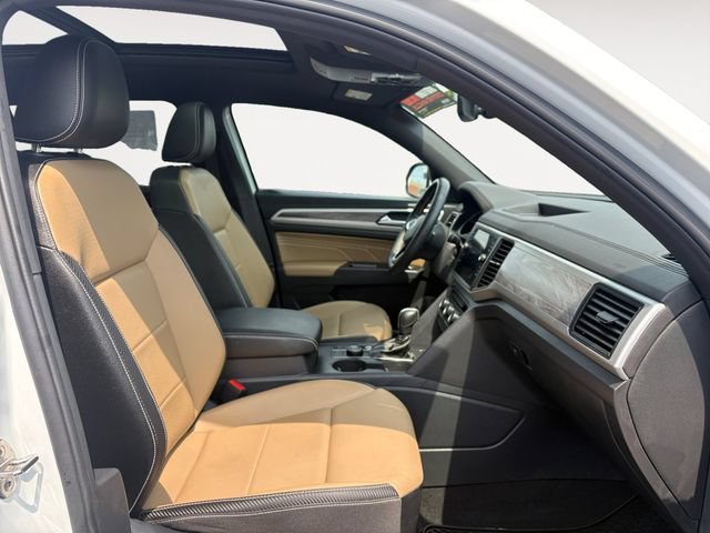 Used 2021 Volkswagen Atlas Cross Sport SE w/ Panoramic Sunroof Package AWD/4WD image 15