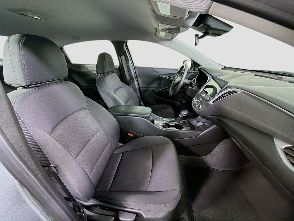 Used 2024 Chevrolet Malibu LT image 29