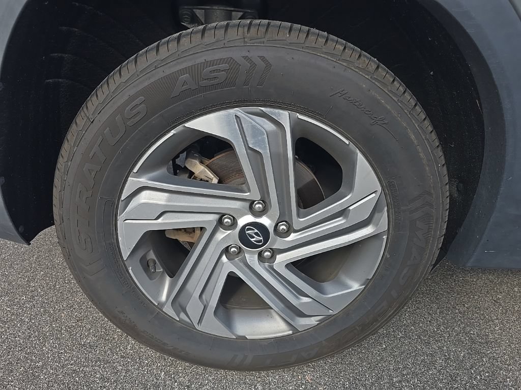 Used 2023 Hyundai Santa Fe SEL FWD image 14