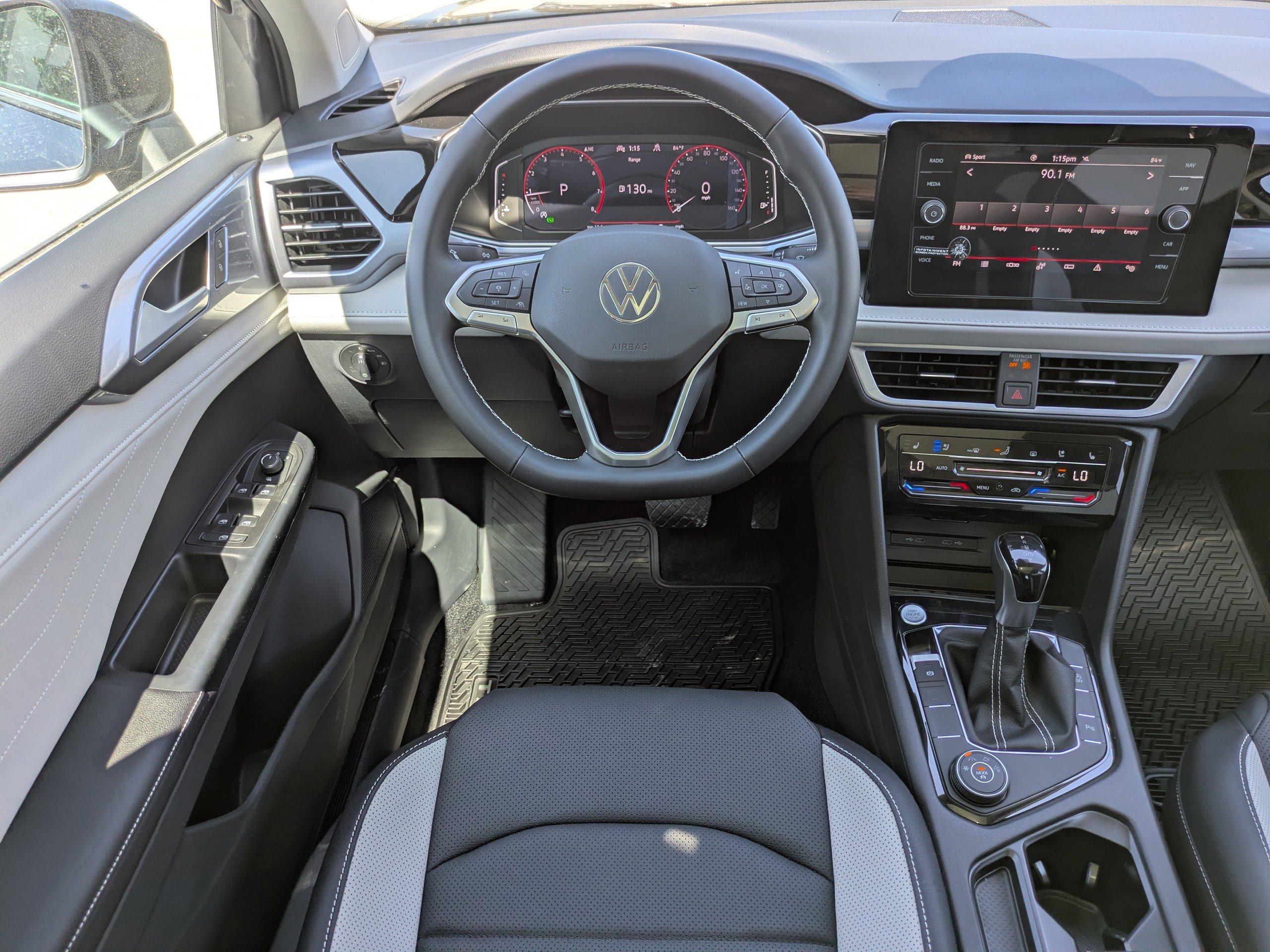New 2026 Volkswagen Taos SEL AWD/4WD image 16