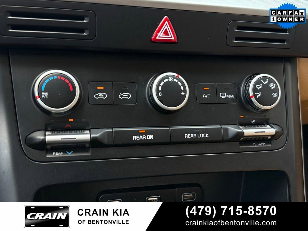 Used 2022 Kia Carnival LX FWD image 18