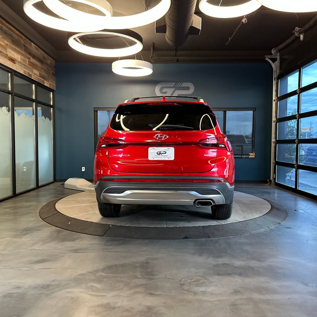 Used 2022 Hyundai Santa Fe SEL w/ Convenience + Premium Package AWD/4WD image 4