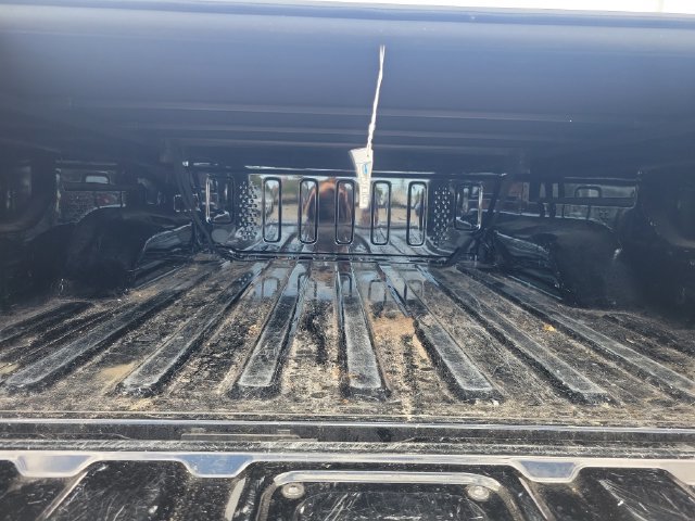 Used 2023 Jeep Gladiator Overland AWD/4WD image 18