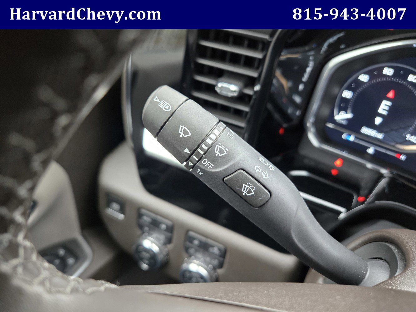 Used 2024 GMC Sierra 3500 SLT w/ Snow Plow Prep/Camper Package image 21