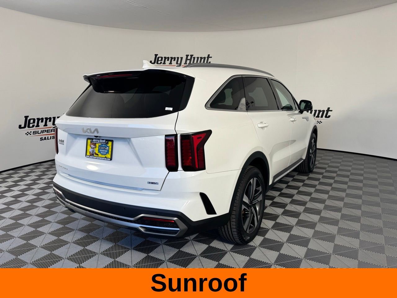 Used 2023 Kia Sorento EX w/ Panoramic Sunroof Package image 6